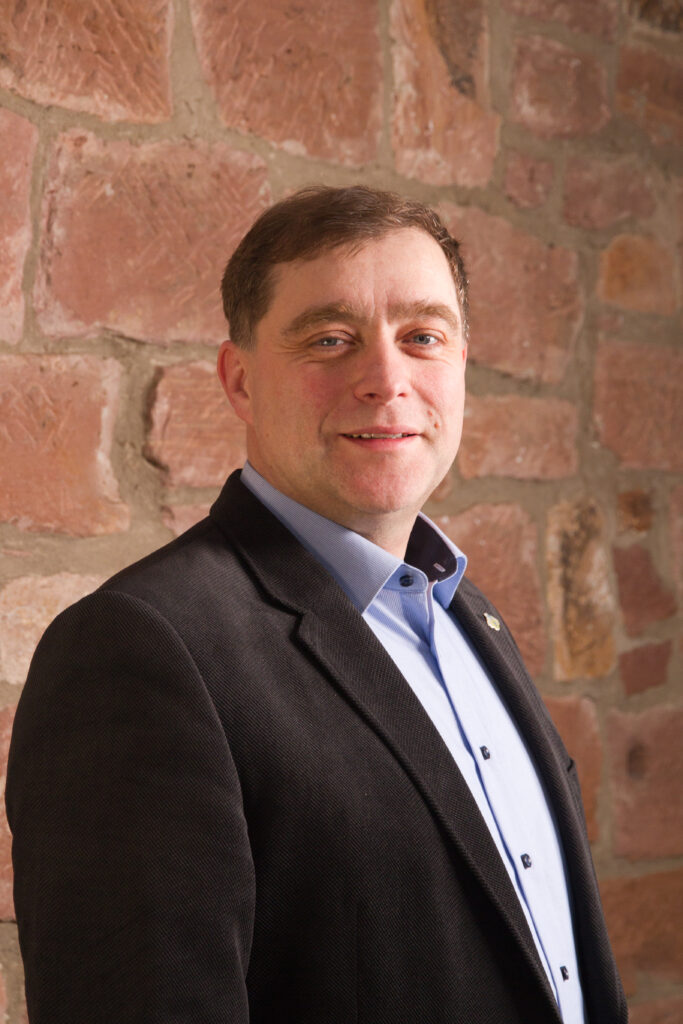 Lars Wicke als Bürgermeister von Grebenau wiedergewählt!